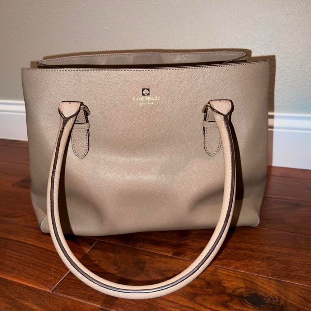 Kate spade beige tote bag